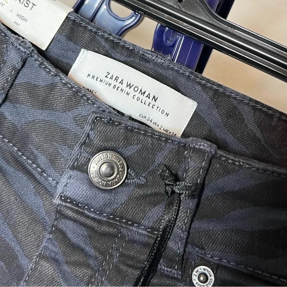 NWT Zara Zebra Jeans - Picture 4 of 7